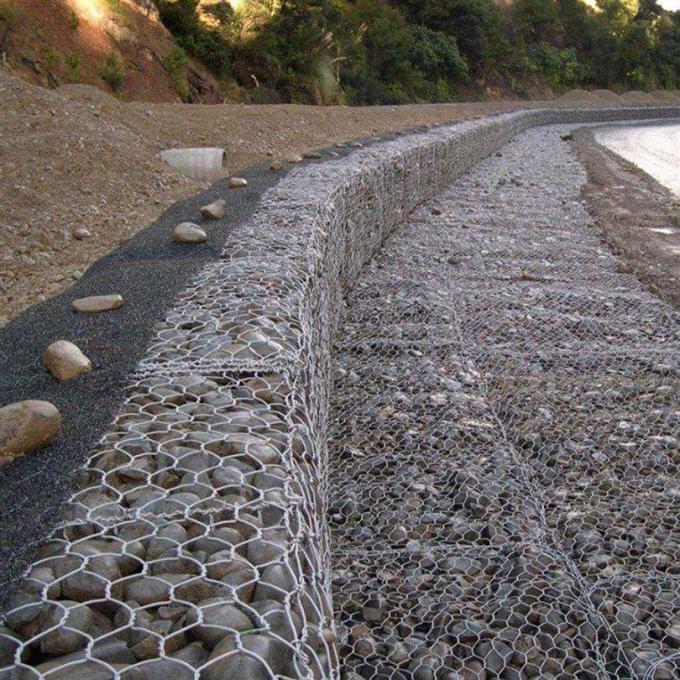 4x1x1m Gabion Box with 2.7mm Wire Diameter for Retaining Walls and Erosion Control 3