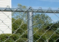 La sécurité a galvanisé la barrière de maille de maillon de chaîne/barrière souple avec le barbelé sur le dessus