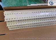 Witte PVC-kunststof hoekkraal 3 m lengte voor binnen- / buitenmuur