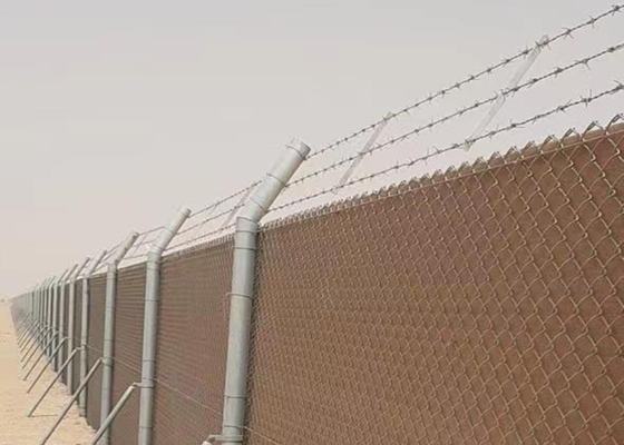 حصار زنجیره ای گالوانیزه 10 متری 20 متری با روکش PVC برای فرودگاه