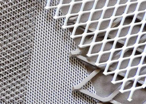 buy Decorative Stainless Steel Expanded Metal Lath , Galvanized Diamond Mesh online manufacturer